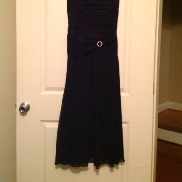 COPY - Black Chiffon Flowing Dress with Rhinestone Buckle - Picture 2 of 4